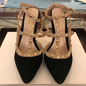 COPY Faux Suede Rockstud Caged Pumps